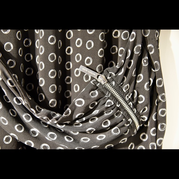 Michael Kors Little Black Dress Size Large never worn as new - Picture 3 of 6